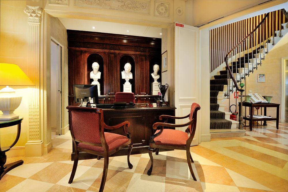 Hotel Des Grands Hommes Parijs